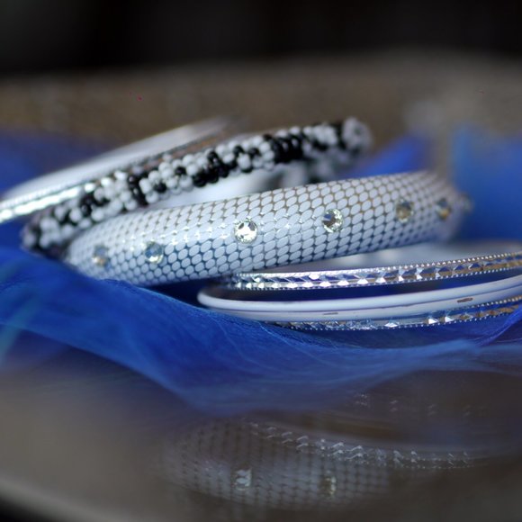 Animal Pattern- Black-White Bangle Set - Picture 5 of 6